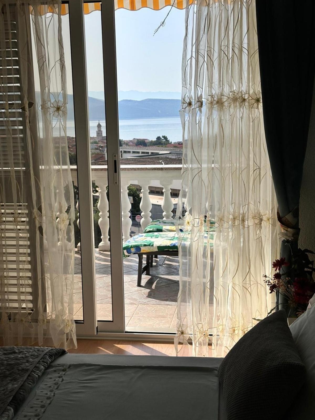 Apartmani Djurda Veglia Exterior foto