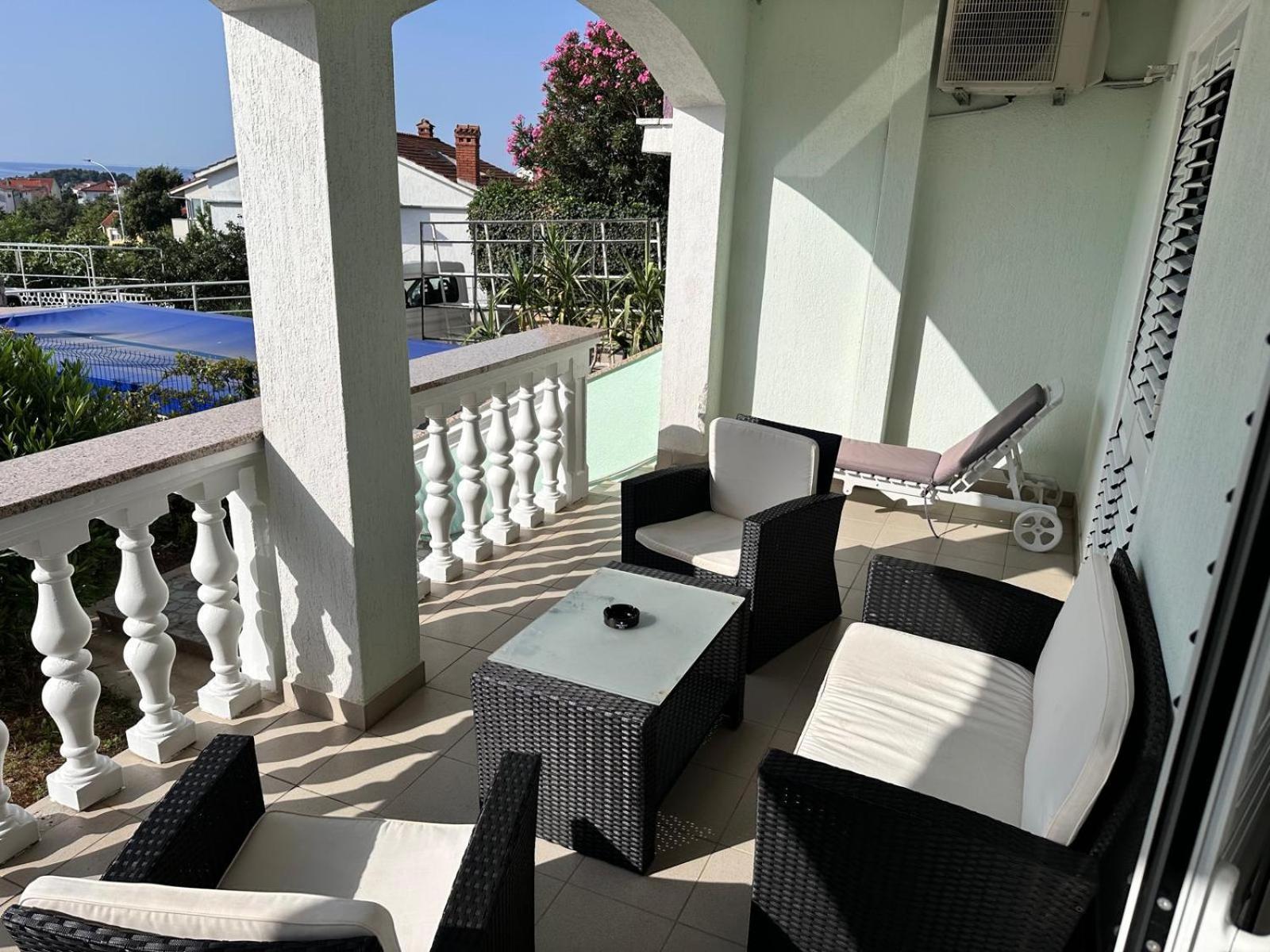 Apartmani Djurda Veglia Exterior foto