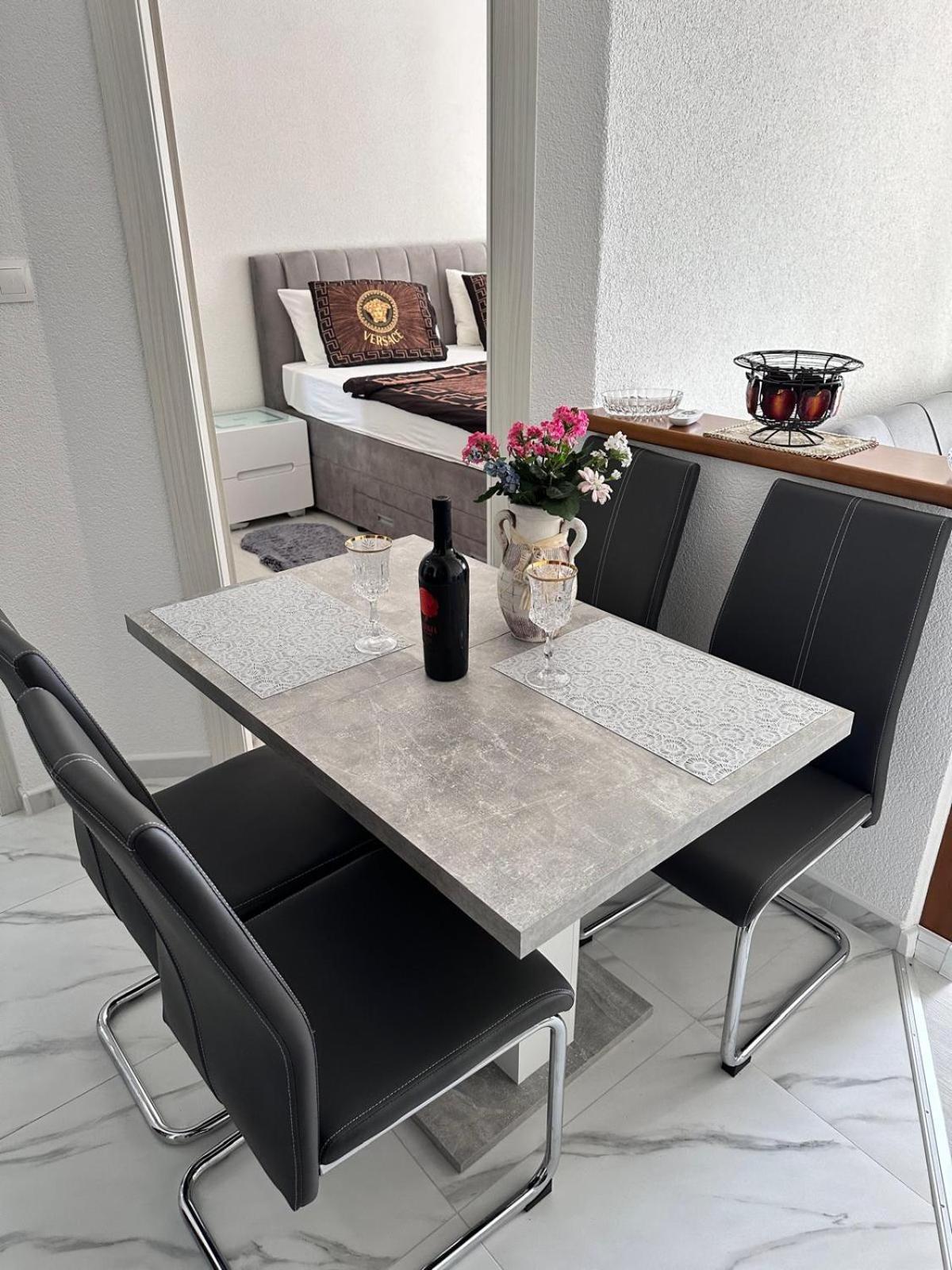 Apartmani Djurda Veglia Exterior foto
